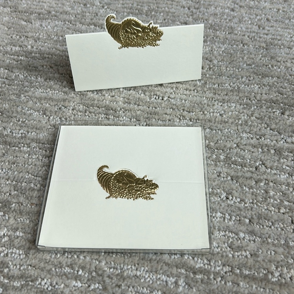 20 Embossed Gold Cornucopia Thanksgiving Cream Placecards